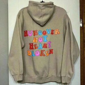 Women’s Hangover Graphic Sweatshirt Oversized Hoodie HungoverNotHeartbroken L/XL